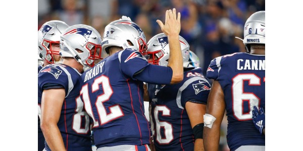 New England Patriots es el más afortunado de tener a James Develin